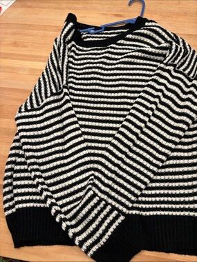 Tiktok shop Black & White Striped Sweater - Women